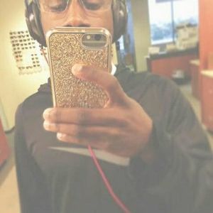 Meet your Posher, Christopher